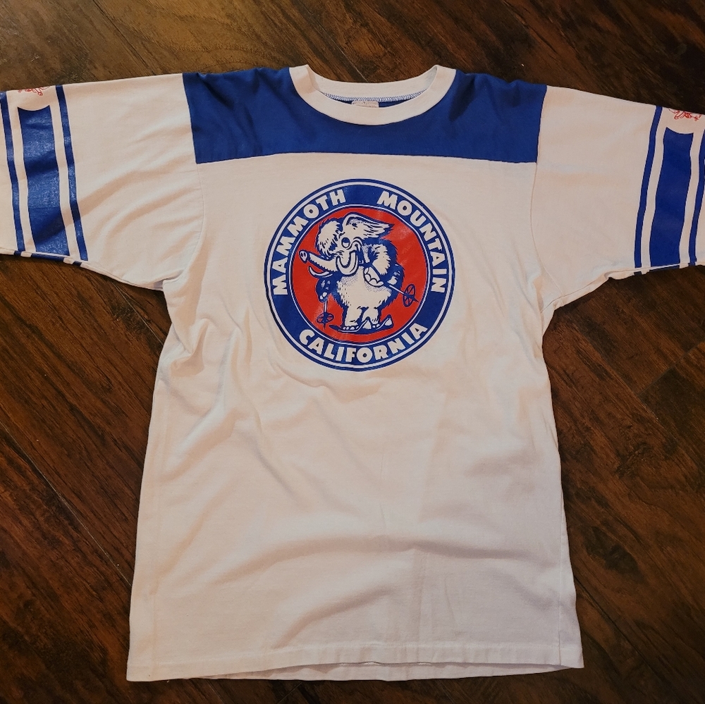 Vintage Mammoth Mountain CA Jersey tshirt single stitch